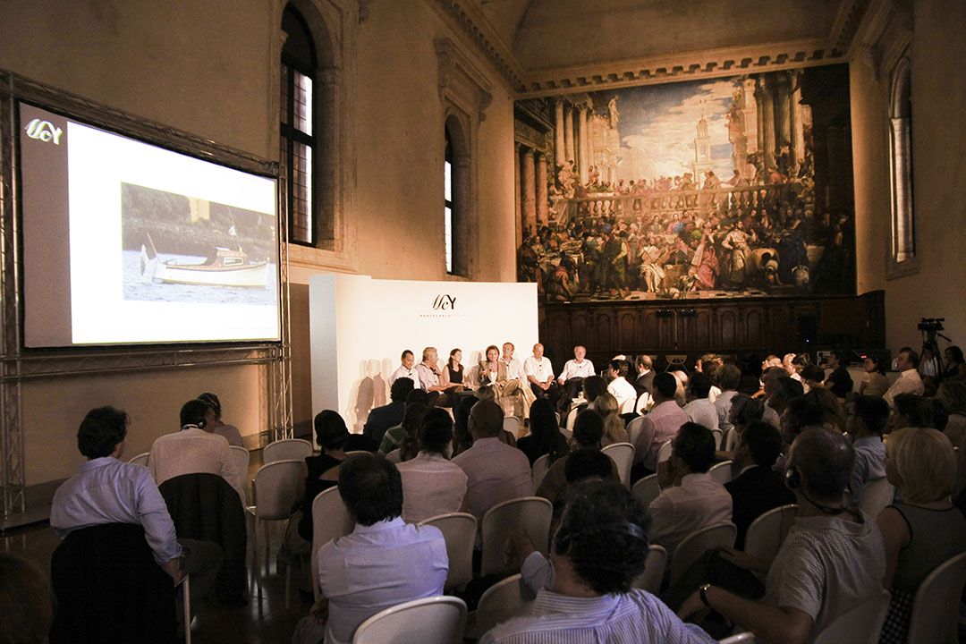 MCY 76 Worldwide Press Première