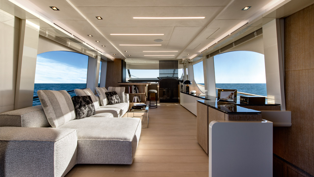 MCY 70 VSION - Interior