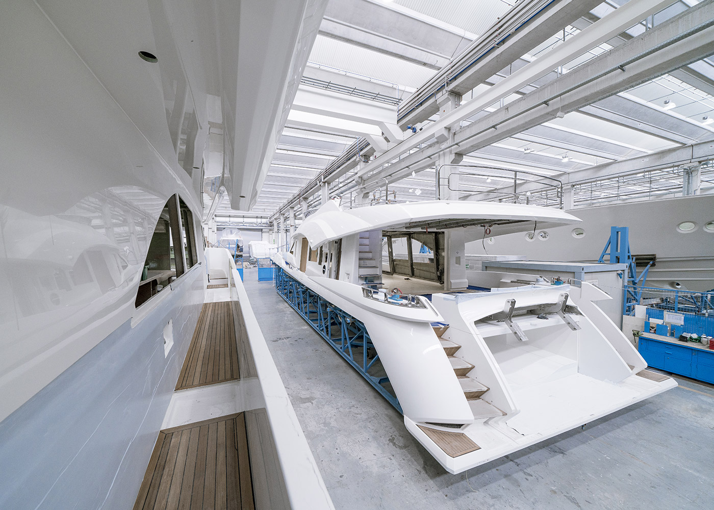 MCY 86 and MCY 80 decks in the assembly lines.