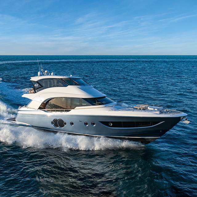 MCY 70 Skylounge: Un nuovo concetto di benessere